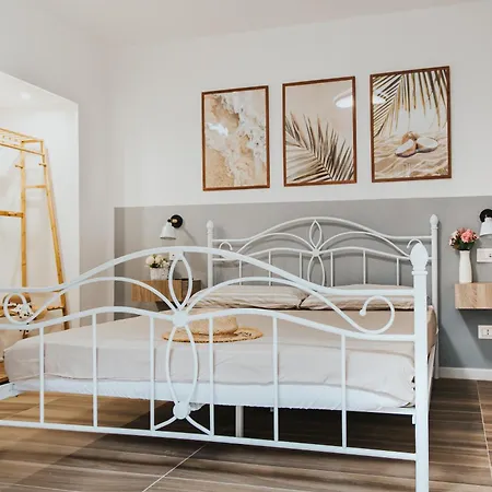 La Casetta Dei Sogni Casa Con Giardino E Parcheggio Privato Vicino Alle Cinque Terre Ferienhaus *